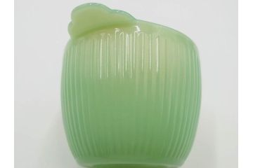 ファイヤーキング(FireKing)　ジェーンレイ　ジェダイ　レトロで優しい風合いが魅力のポット&クリーマー　(R-084621)