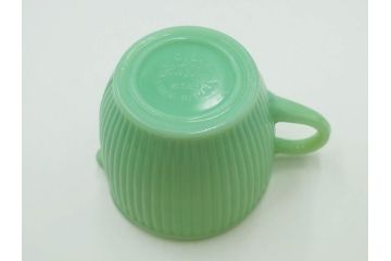 ファイヤーキング(FireKing)　ジェーンレイ　ジェダイ　レトロで優しい風合いが魅力のポット&クリーマー　(R-084621)