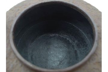 南部　尾垂型　銀象嵌提手　落ち着いた趣を感じる鉄瓶　(R-084622)