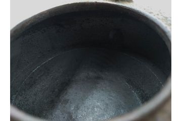 南部　尾垂型　銀象嵌提手　落ち着いた趣を感じる鉄瓶　(R-084622)