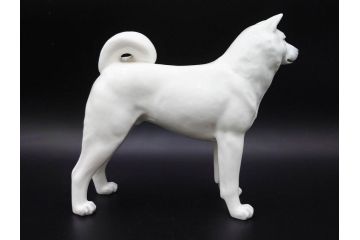 ノリタケ　NORITAKE　スタジオコレクション　秋田犬　高さ 約20cm　精悍な顔つきに惹かれるフィギュリン　(R-084626)