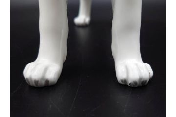 ノリタケ　NORITAKE　スタジオコレクション　秋田犬　高さ 約20cm　精悍な顔つきに惹かれるフィギュリン　(R-084626)