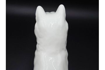 ノリタケ　NORITAKE　スタジオコレクション　秋田犬　高さ 約20cm　精悍な顔つきに惹かれるフィギュリン　(R-084626)