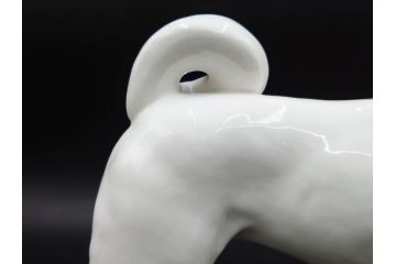 ノリタケ　NORITAKE　スタジオコレクション　秋田犬　高さ 約20cm　精悍な顔つきに惹かれるフィギュリン　(R-084626)