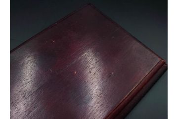 ノリタケ　NORITAKE　スタジオコレクション　秋田犬　高さ 約20cm　精悍な顔つきに惹かれるフィギュリン　(R-084626)