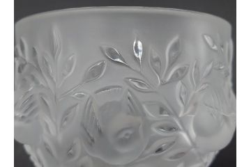 フランス　LALIQUE(ラリック)　エリザベス(ELISABETH)　高さ 約14cm　定価約156,000円　優雅な雰囲気漂うフラワーベース　(R-084627)