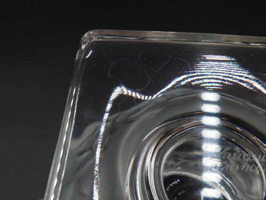 フランス　LALIQUE(ラリック)　エリザベス(ELISABETH)　高さ 約14cm　定価約156,000円　優雅な雰囲気漂うフラワーベース　(R-084627)