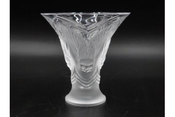フランス　LALIQUE(ラリック)　シガール(CIGALES)　セミ　高さ 約10cm　繊細な輝きが空間に深みをもたらすフラワーベース　(R-084628)
