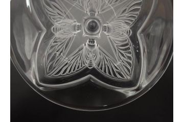 フランス　LALIQUE(ラリック)　シガール(CIGALES)　セミ　高さ 約10cm　繊細な輝きが空間に深みをもたらすフラワーベース　(R-084628)