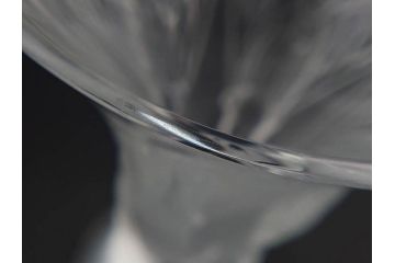 フランス　LALIQUE(ラリック)　シガール(CIGALES)　セミ　高さ 約10cm　繊細な輝きが空間に深みをもたらすフラワーベース　(R-084628)