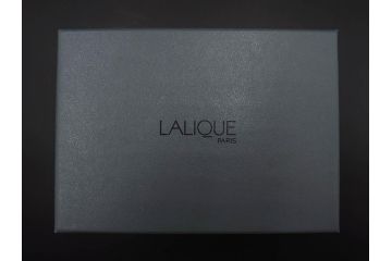 フランス　LALIQUE(ラリック)　シガール(CIGALES)　セミ　高さ 約10cm　繊細な輝きが空間に深みをもたらすフラワーベース　(R-084628)