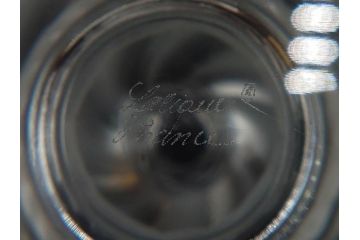 フランス　LALIQUE(ラリック)　エルムノンヴィル(ERMENOVILLE)　高さ 約15cm　光を柔らかく反射し空間に洗練された雰囲気を演出するフラワーベース　(R-084629)