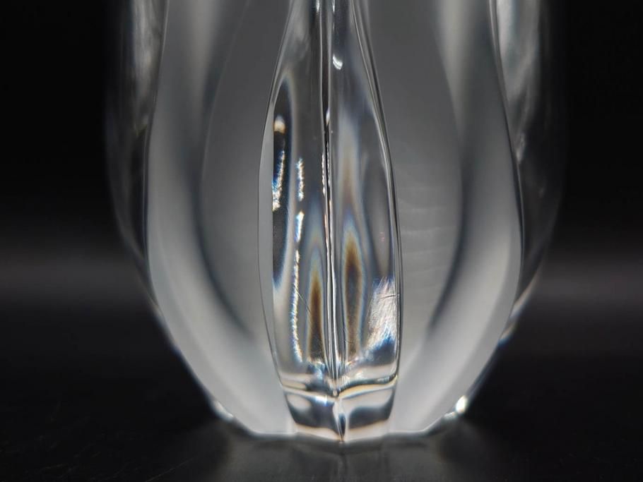 フランス　LALIQUE(ラリック)　チューリップ(TULIPES)　花びらを思わせる優雅な曲線が美しいフラワーベース　(R-084630)