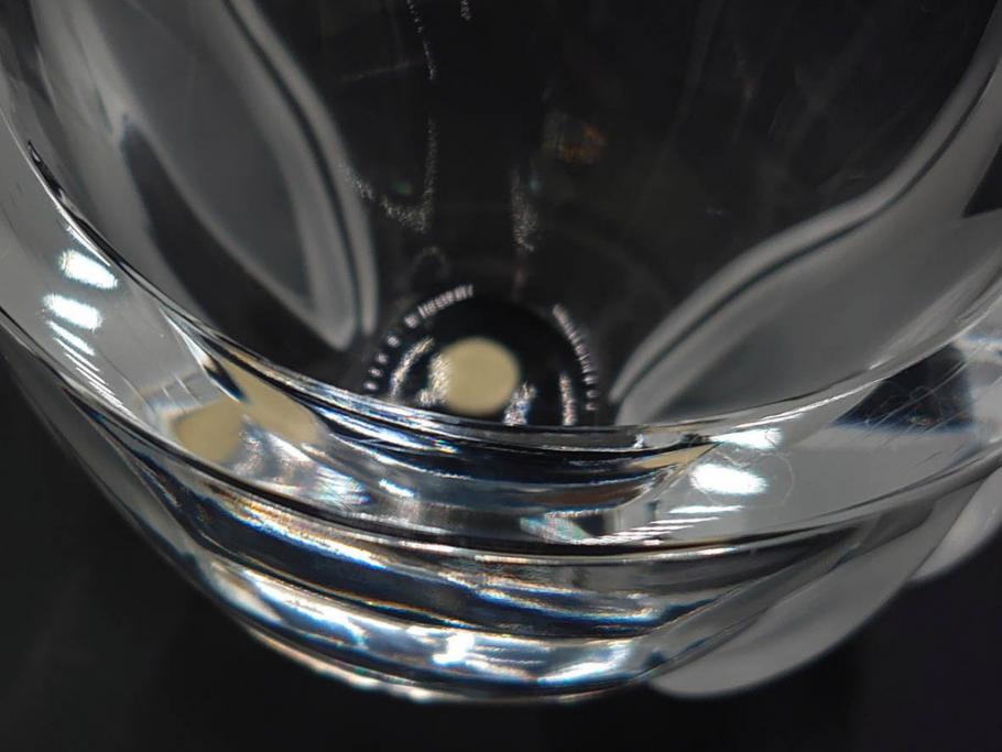 フランス　LALIQUE(ラリック)　チューリップ(TULIPES)　花びらを思わせる優雅な曲線が美しいフラワーベース　(R-084630)