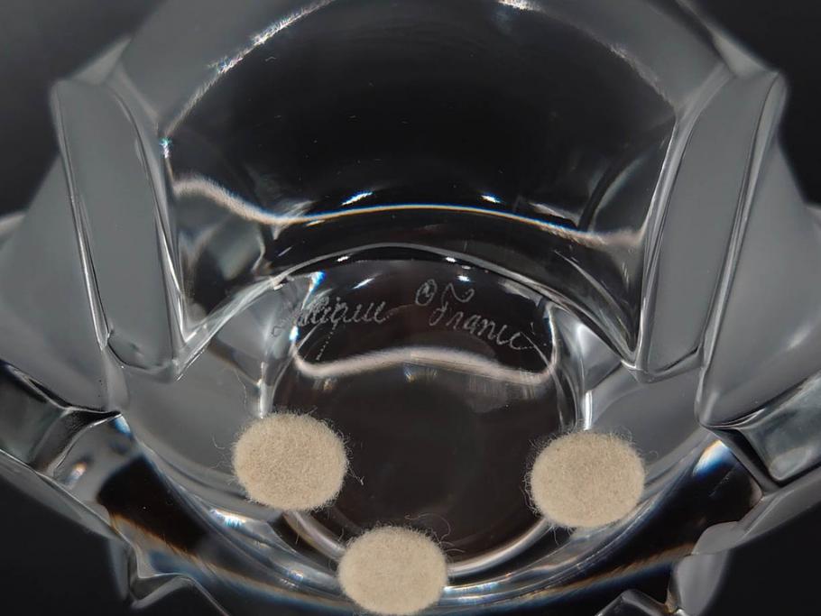 フランス　LALIQUE(ラリック)　チューリップ(TULIPES)　花びらを思わせる優雅な曲線が美しいフラワーベース　(R-084630)