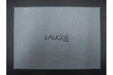 フランス　LALIQUE(ラリック)　チューリップ(TULIPES)　花びらを思わせる優雅な曲線が美しいフラワーベース　(R-084630)