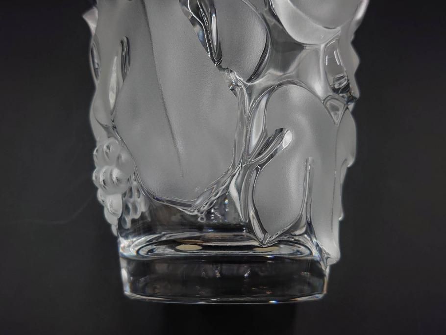 フランス　LALIQUE(ラリック)　ソミュール(SAUMUR)　高さ 約14cm　上品な雰囲気漂うフラワーベース　(R-084631)