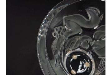 フランス　LALIQUE(ラリック)　ソミュール(SAUMUR)　高さ 約14cm　上品な雰囲気漂うフラワーベース　(R-084631)