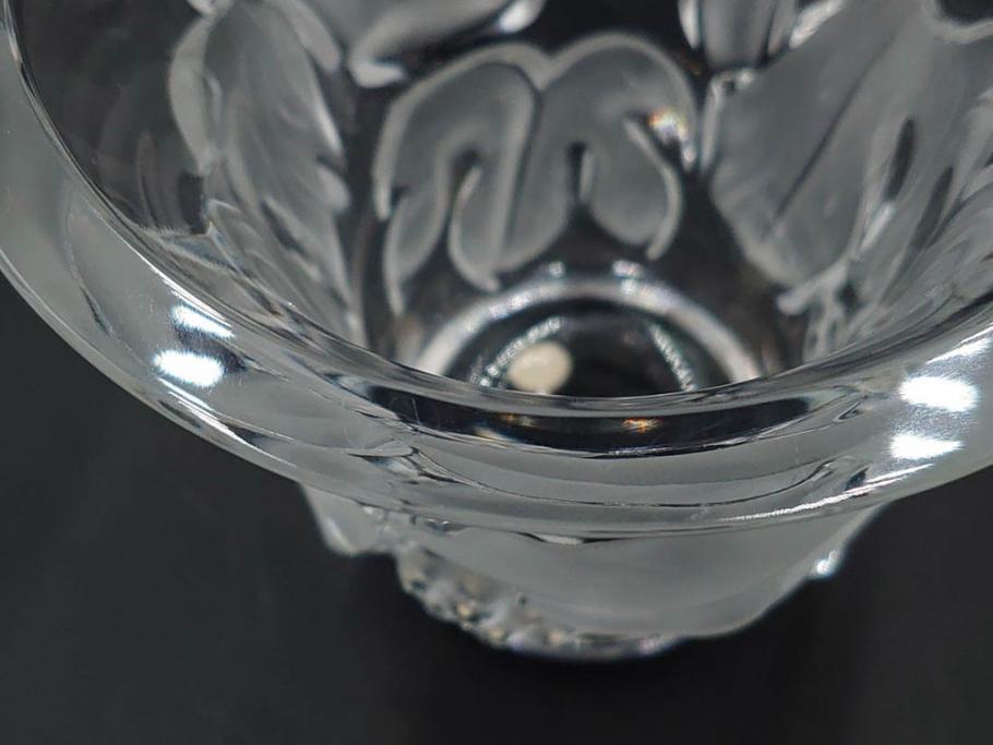 フランス　LALIQUE(ラリック)　ソミュール(SAUMUR)　高さ 約14cm　上品な雰囲気漂うフラワーベース　(R-084631)