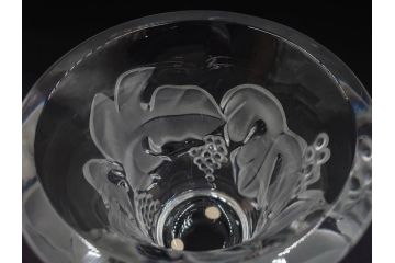 フランス　LALIQUE(ラリック)　ソミュール(SAUMUR)　高さ 約14cm　上品な雰囲気漂うフラワーベース　(R-084631)