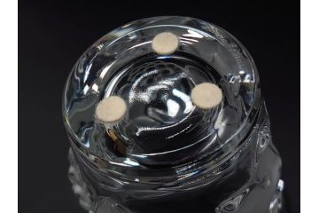 フランス　LALIQUE(ラリック)　ソミュール(SAUMUR)　高さ 約14cm　上品な雰囲気漂うフラワーベース　(R-084631)