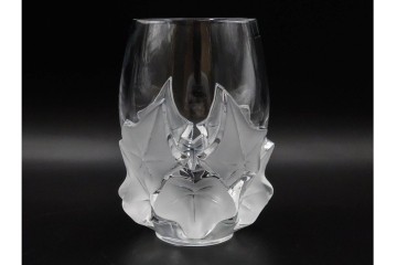 フランス　LALIQUE(ラリック)　ヘデラ(HEDERA)　高さ 約18cm　気品を感じるフラワーベース　(R-084632)