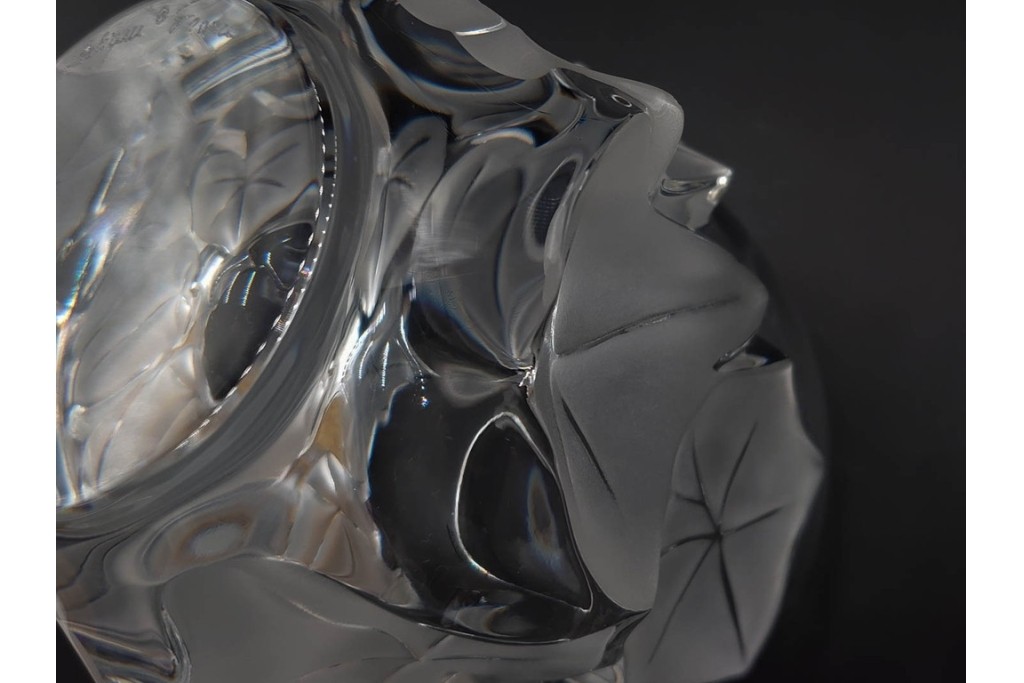 フランス　LALIQUE(ラリック)　ヘデラ(HEDERA)　高さ 約18cm　気品を感じるフラワーベース　(R-084632)