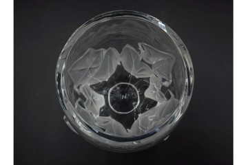 フランス　LALIQUE(ラリック)　ヘデラ(HEDERA)　高さ 約18cm　気品を感じるフラワーベース　(R-084632)