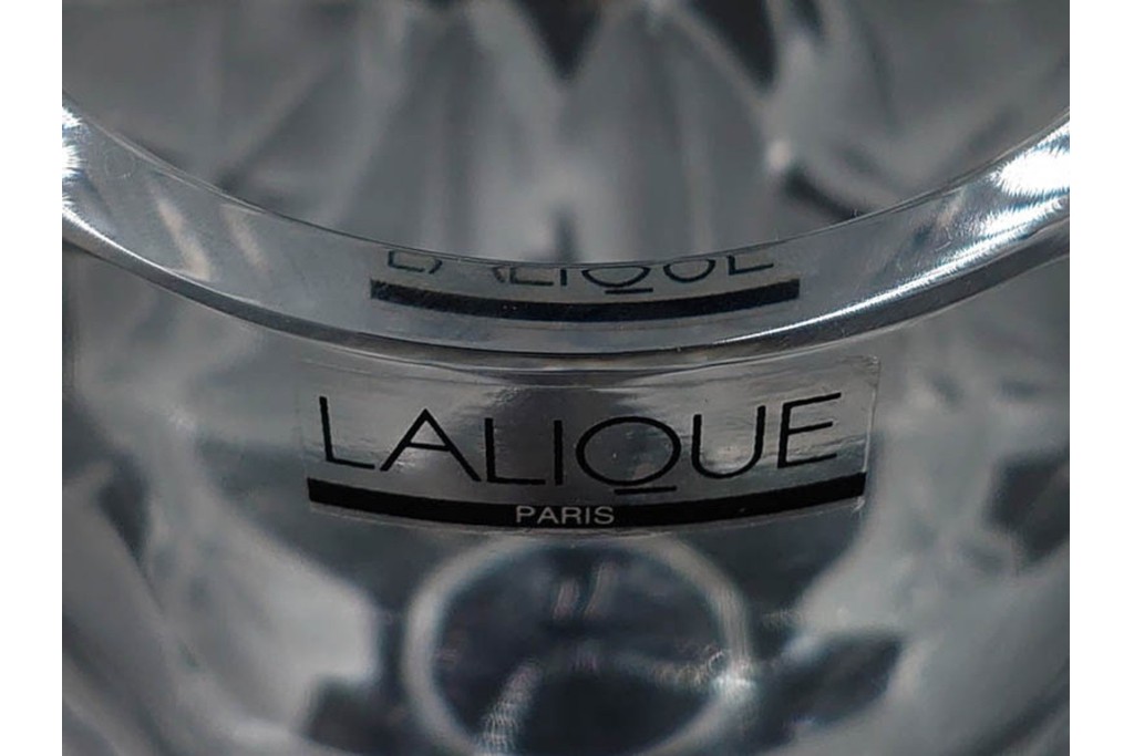 フランス　LALIQUE(ラリック)　ヘデラ(HEDERA)　高さ 約18cm　気品を感じるフラワーベース　(R-084632)