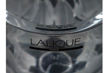 フランス　LALIQUE(ラリック)　ヘデラ(HEDERA)　高さ 約18cm　気品を感じるフラワーベース　(R-084632)