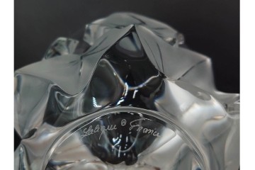 フランス　LALIQUE(ラリック)　ヘデラ(HEDERA)　高さ 約18cm　気品を感じるフラワーベース　(R-084632)