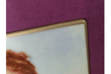 大倉陶園(OKURA、OAC)　「ファーストキス」　49/50　空間に温かみを添える陶板画　(R-084633)