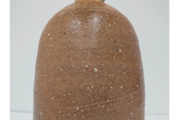 滋賀県指定無形文化財　四代 上田直方　信楽焼　高さ 約30cm　温かみのある風合いが魅力の花瓶　(R-084634)