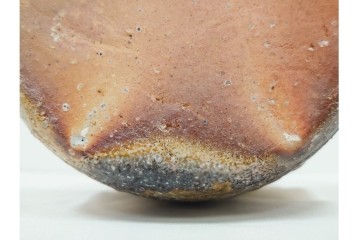 滋賀県指定無形文化財　四代 上田直方　信楽焼　高さ 約30cm　温かみのある風合いが魅力の花瓶　(R-084634)