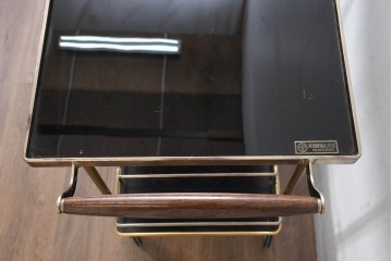 イギリスビンテージ　老舗家具ブランド　ピルキントン(PILKINGTON)　大きな車輪が印象的でクラシカルな雰囲気漂うキッチンカート　(R-084641)