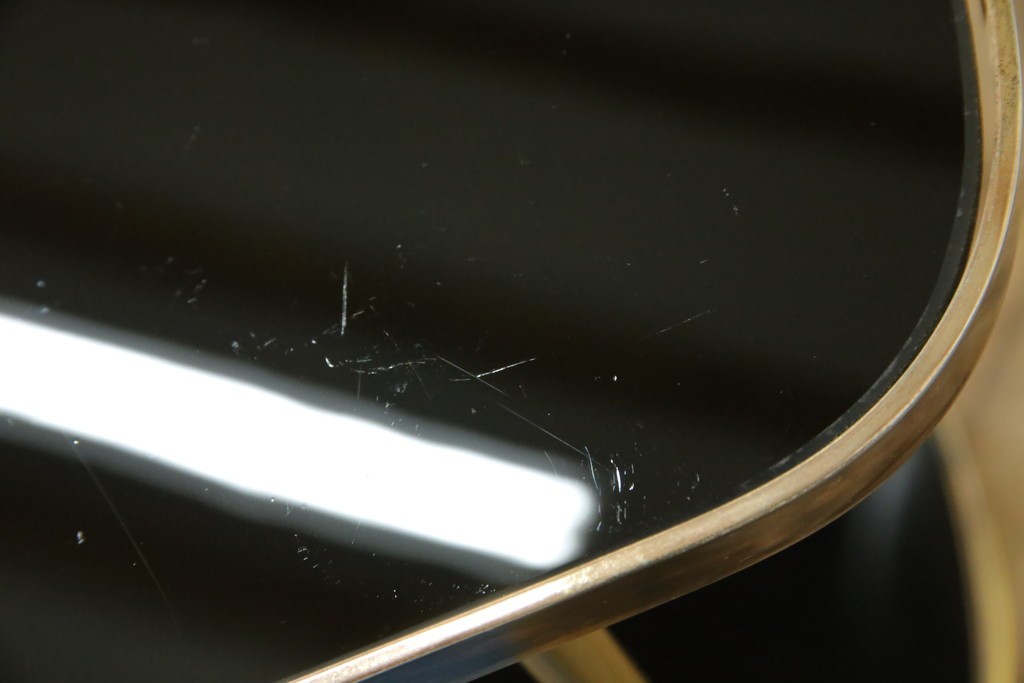 イギリスヴィンテージ　老舗家具ブランド　ピルキントン(PILKINGTON)　大きな車輪が印象的でクラシカルな雰囲気漂うキッチンカート　(R-084641)