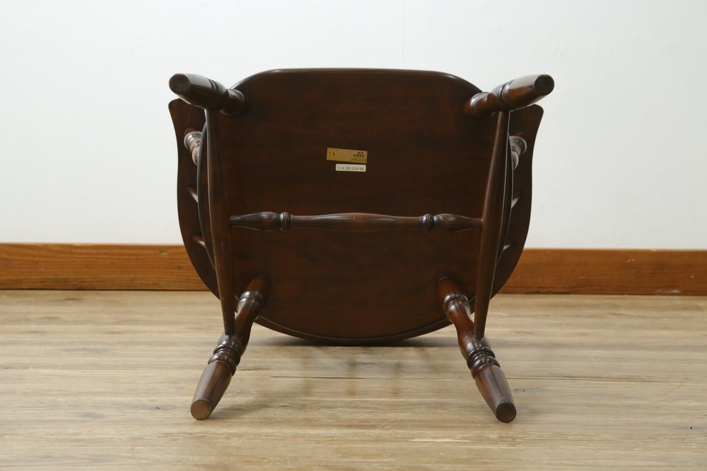 中古　美品　松本民芸家具　#91型　落ち着きのある大人カフェ風インテリアが叶うキャプテンチェア　定価約13万円　(R-084647)