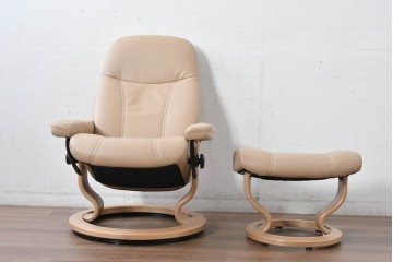 中古　ノルウェー製　EKORNES(エコーネス)　Sサイズ　コンサルシリーズ　クラシック　本革(レザー)　高級感漂う佇まいが魅力のオットマン付きストレスレスチェア　(R-084649)