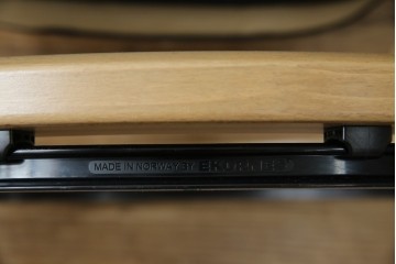 中古　ノルウェー製　EKORNES(エコーネス)　Sサイズ　コンサルシリーズ　クラシック　本革(レザー)　高級感漂う佇まいが魅力のオットマン付きストレスレスチェア　(R-084649)