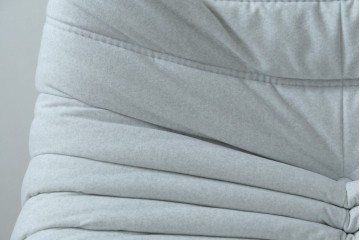 中古　極美品　2024年購入　Ligne roset(リーン・ロゼ)　ROSETTOGO(ロゼトーゴ)　DENDEN(デンデン)　50周年　保証書付き　洗練されたモダンデザインが目を引く1人掛けソファ　(R-084650)