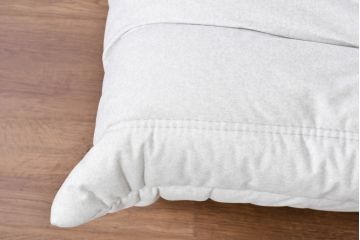 中古　極美品　2024年購入　Ligne roset(リーン・ロゼ)　ROSETTOGO(ロゼトーゴ)　DENDEN(デンデン)　50周年　保証書付き　洗練されたモダンデザインが目を引くパフ(オットマン、フットスツール、腰掛け、椅子、イス)(R-084651)