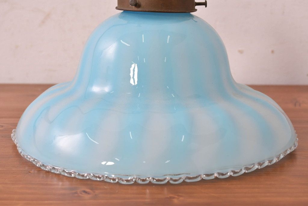 和製アンティーク　希少　戦前(大正から昭和初期)　青色縦縞とフリルデザインがかわいらしい玉付電笠　(R-084655)