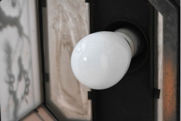 《引っ掛けシーリング式ペンダントライト加工費込み》　和製アンティーク　和の風情がたっぷりな松の木の意匠を施した真鍮(しんちゅう)フレームの天井照明(ブラス、吊り下げ照明、電笠、ペンダントライト、シェードランプ)(R-084656)