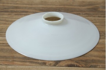 和製アンティーク　シンプルなフォルムで使いやすい平笠照明　(R-084657)