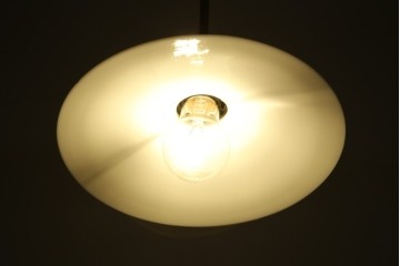 和製アンティーク　シンプルなフォルムで使いやすい平笠照明　(R-084657)