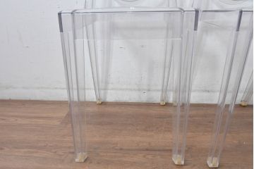 中古　イタリア　カルテル(Kartell)　ビクトリアゴースト(VICTORIA GHOST)　幾何学的なデザインが目を引くチェア2脚セット(ダイニングチェア、椅子、イス、バラ売り可能)(定価2脚で約10万円)(R-084664)