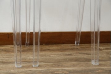 中古　イタリア　カルテル(Kartell)　ビクトリアゴースト(VICTORIA GHOST)　幾何学的なデザインが目を引くチェア2脚セット(ダイニングチェア、椅子、イス、バラ売り可能)(定価2脚で約10万円)(R-084664)