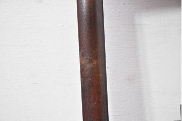 中古　美品　松本民芸家具　背貫のデザインが目を引くB型ワイコムチェア(板座チェア、ワークチェア、ダイニングチェア、イス、椅子)(定価約12万円)(R-084665)