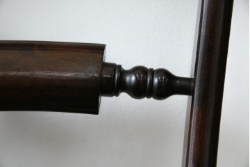 中古　美品　松本民芸家具　背貫のデザインが目を引くB型ワイコムチェア　定価約12万円相当　(R-084665)