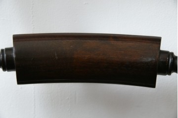 中古　美品　松本民芸家具　背貫のデザインが目を引くB型ワイコムチェア　定価約12万円相当　(R-084665)